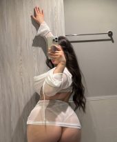 Sandra Big boobs