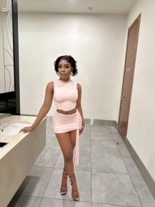 Ella (HOTTEST DEEPTHROATER,BJ& CIM)